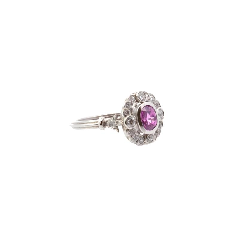 Bague saphir rose et diamants en platine - Castafiore