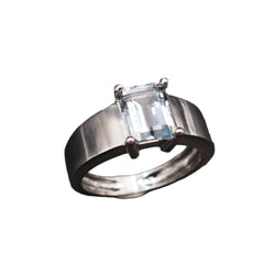 Bague Sertie d'Une Aigue Marine, Or Blanc 18 Carats. - Castafiore