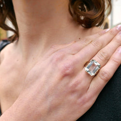 Bague Sertie d'Une Aigue Marine, Or Jaune 18 Carats. - Castafiore