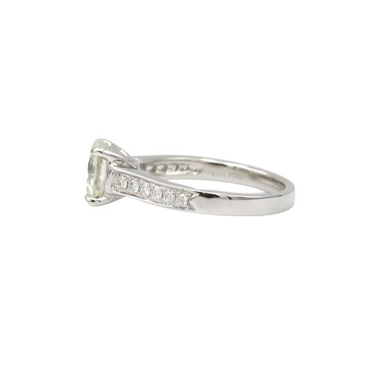 Bague Solitaire Accompagné en Or Blanc VVS2 - Castafiore