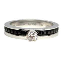 Bague Solitaire BOUCHERON "Quatre" en or blanc, onyx, et diamants - Castafiore