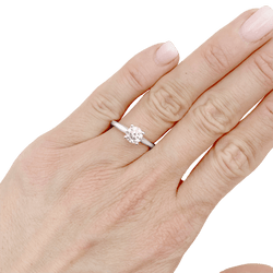 Ring Cartier, "1895", paltinium and diamond.