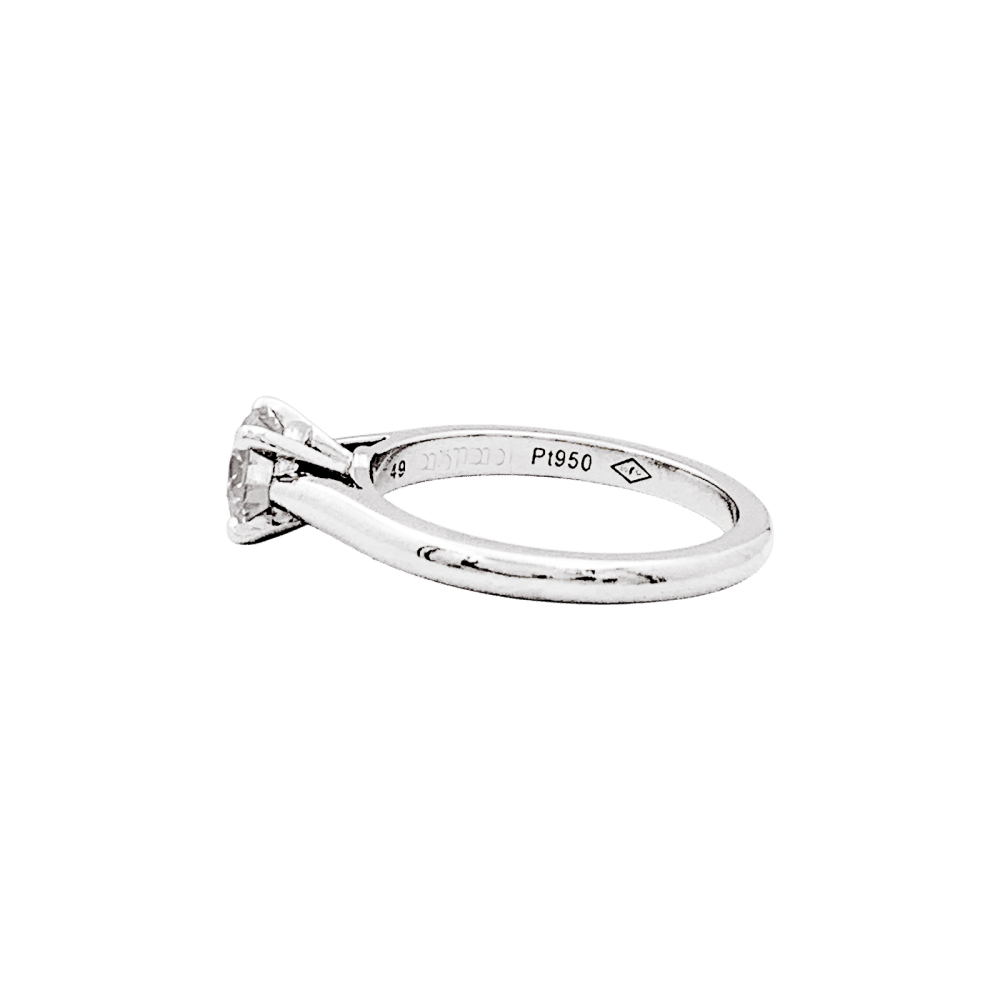 Bague Solitaire CARTIER "1895" en platine et diamant - Castafiore