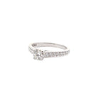 Bague solitaire CARTIER en platine et diamants - Castafiore