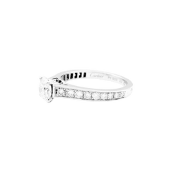 Bague Solitaire CARTIER "Solitaire 1895" en platine et diamants - Castafiore