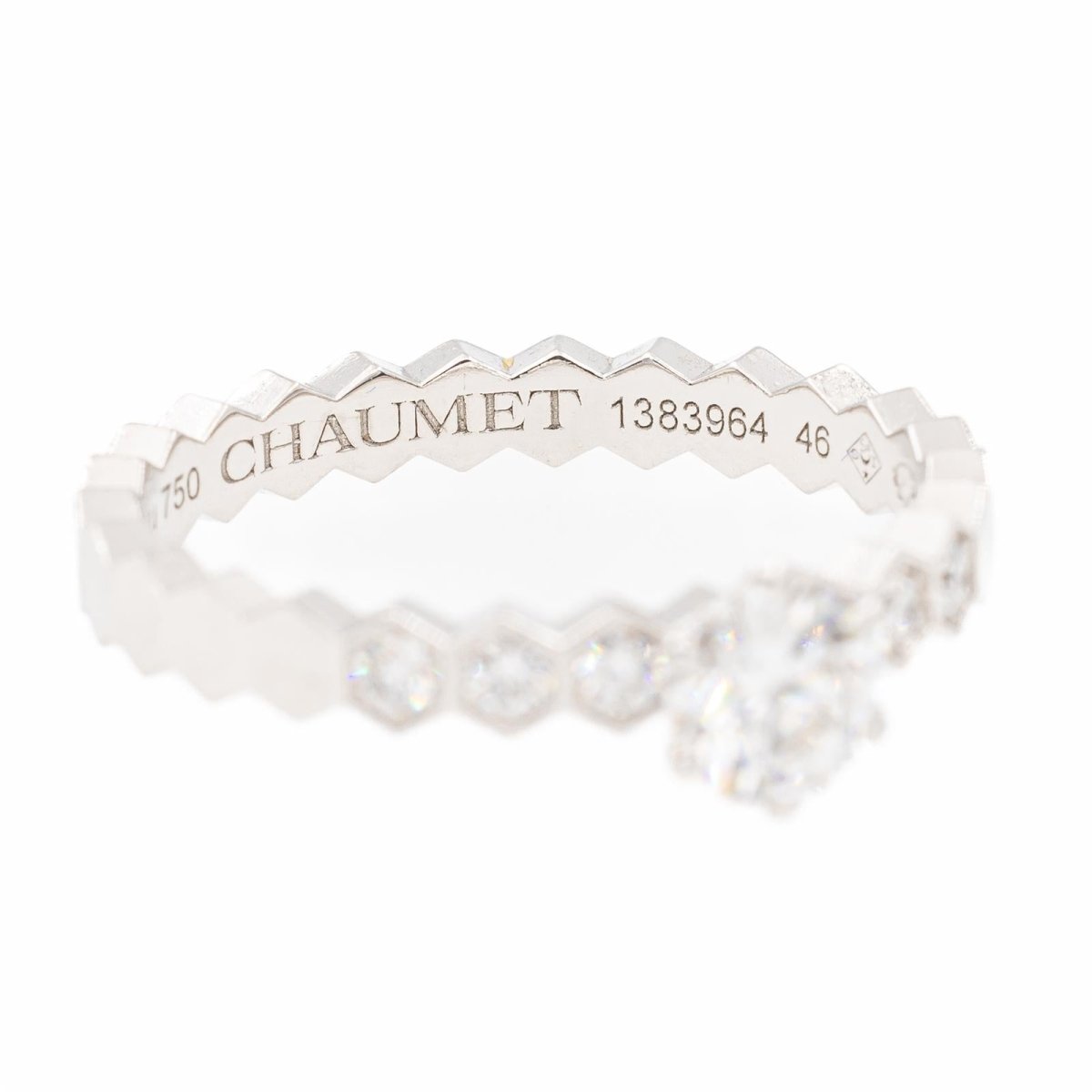 Bague Solitaire CHAUMET "Bee my Love" en or blanc et diamant - Castafiore