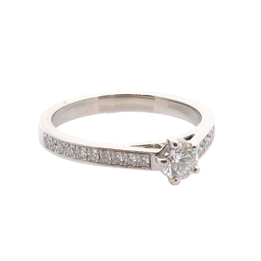 Ring Chaumet diamonds at paltinium