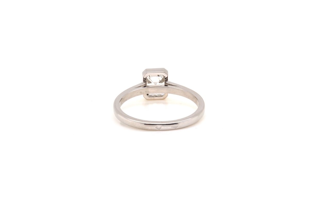 Bague solitaire diamant de taille émeraude en or 18k et platine - Castafiore