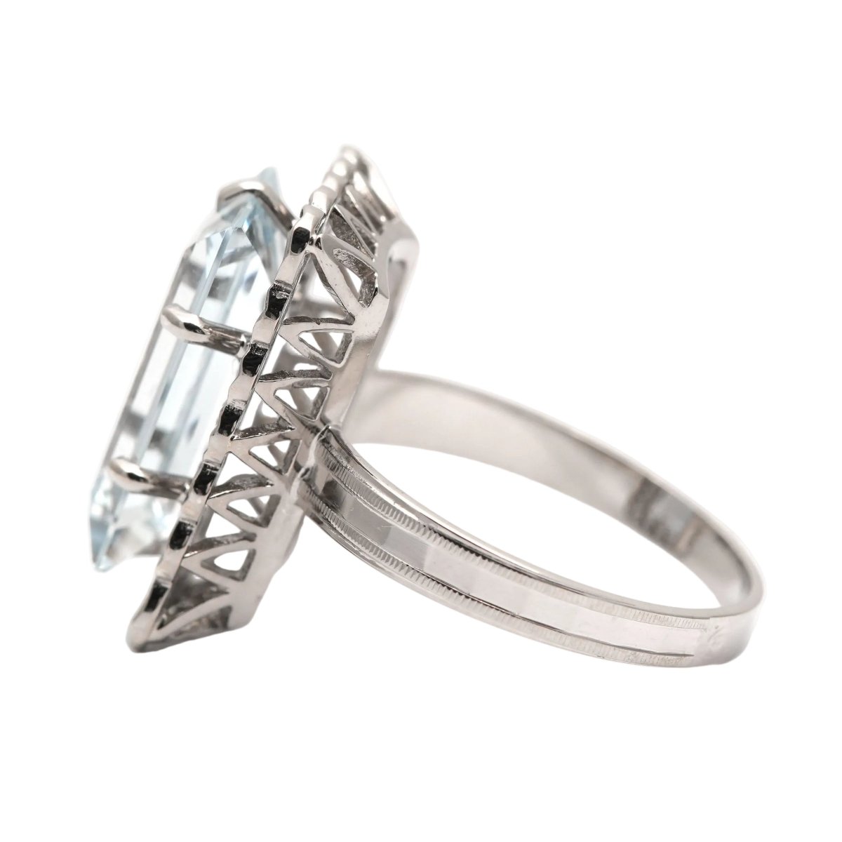 Bague Solitaire en or blanc et aigue-marine - Castafiore