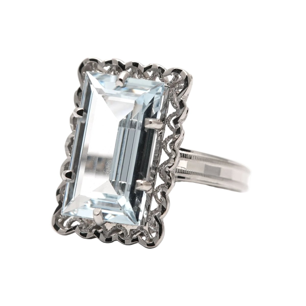 Bague Solitaire en or blanc et aigue-marine - Castafiore