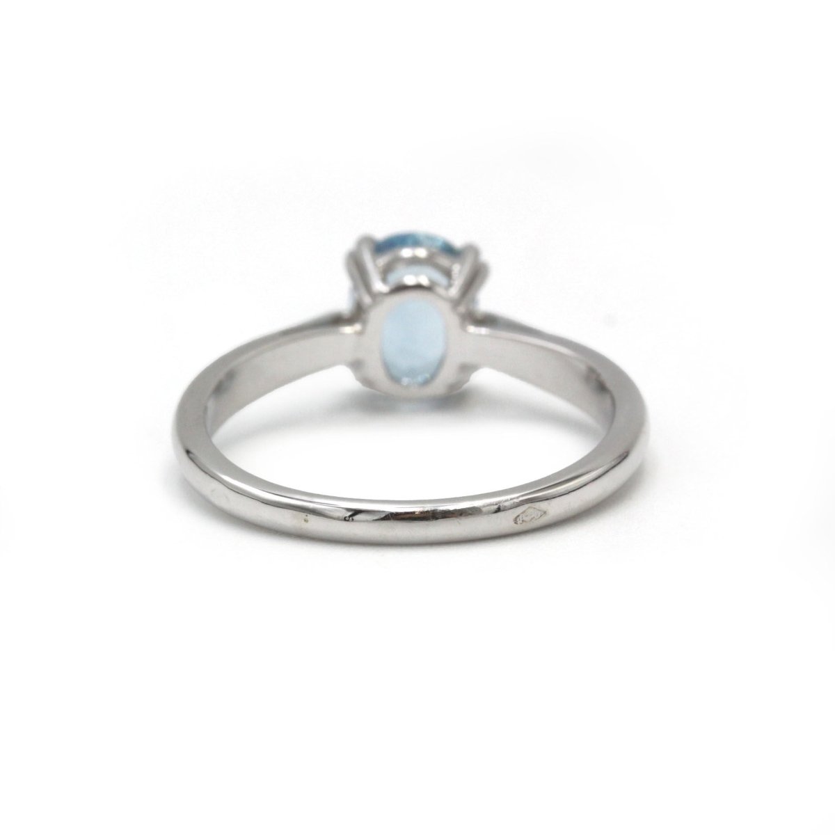 Bague Solitaire en or blanc et aigue - marine - Castafiore