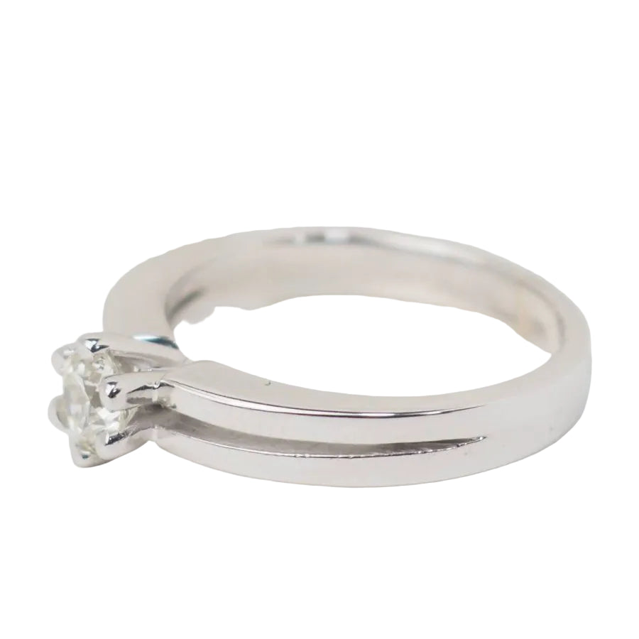 Bague Solitaire en or blanc et diamant 0.45ct - Castafiore