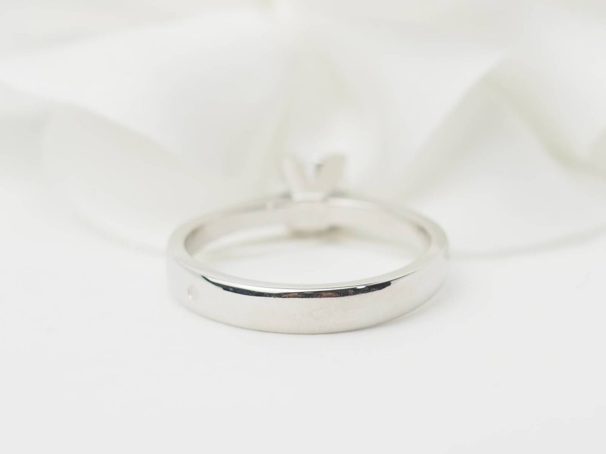 Bague solitaire en or blanc et diamant 0.51ct - Castafiore