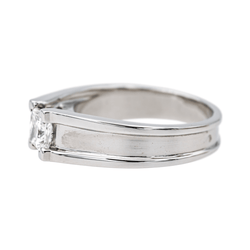Bague Solitaire en or blanc et diamant - Castafiore
