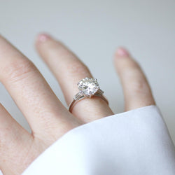 Bague Solitaire en or blanc et diamant - Castafiore