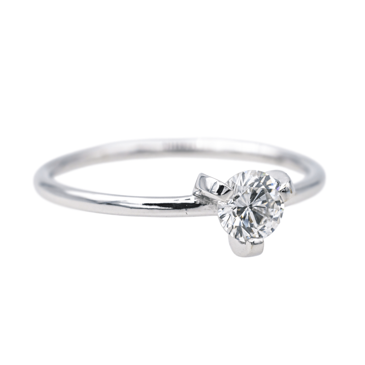 Bague Solitaire en or blanc et diamant - Castafiore