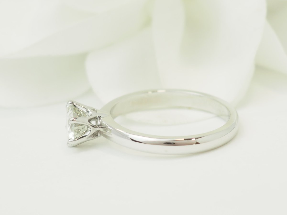 Bague Solitaire en or blanc et diamant - Castafiore