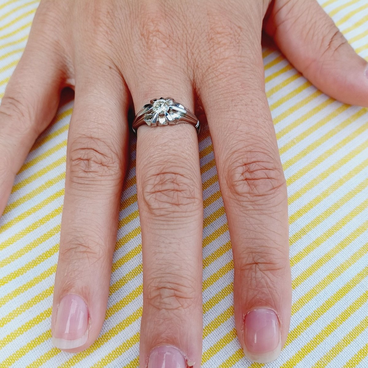 Bague Solitaire en or blanc et diamant - Castafiore