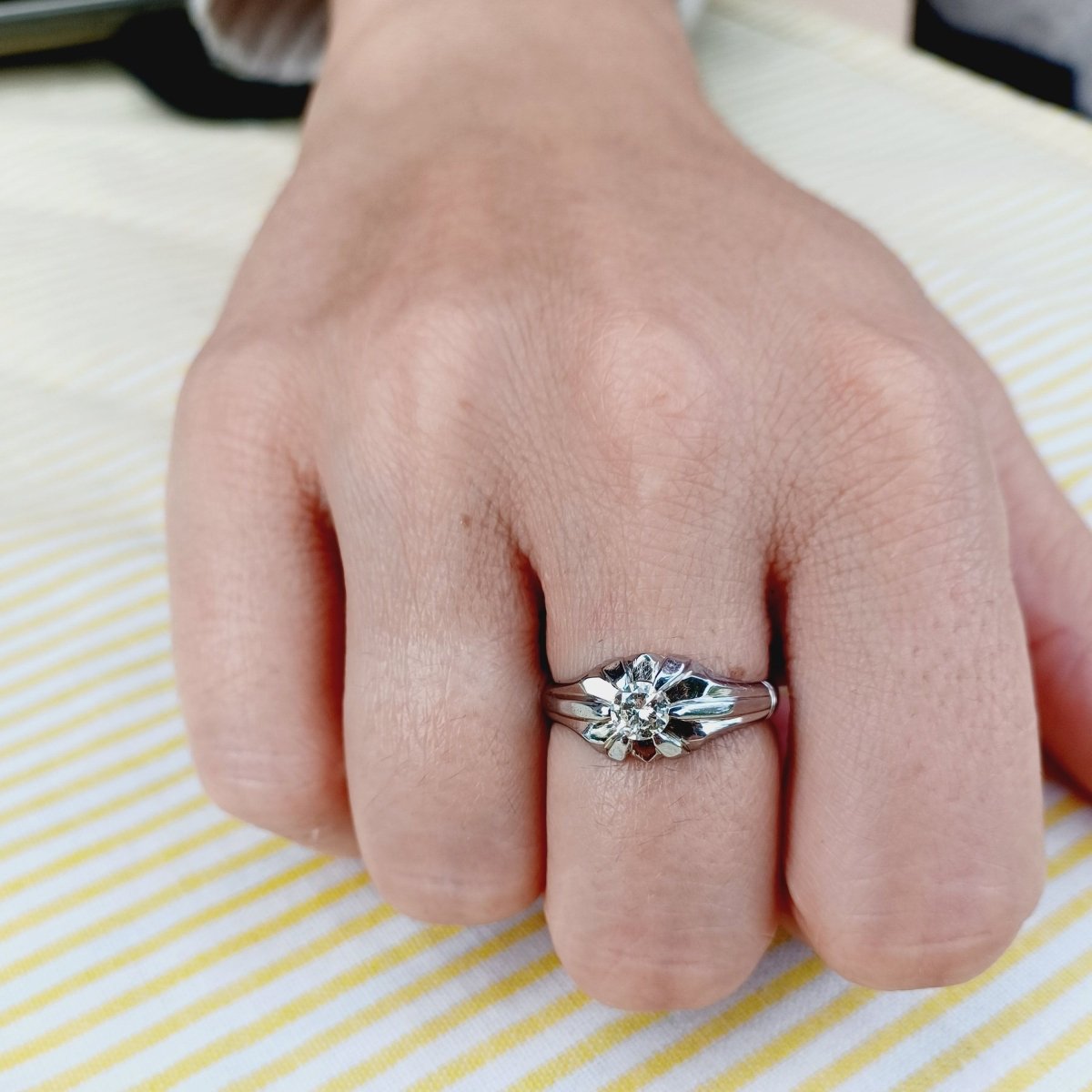 Bague Solitaire en or blanc et diamant - Castafiore