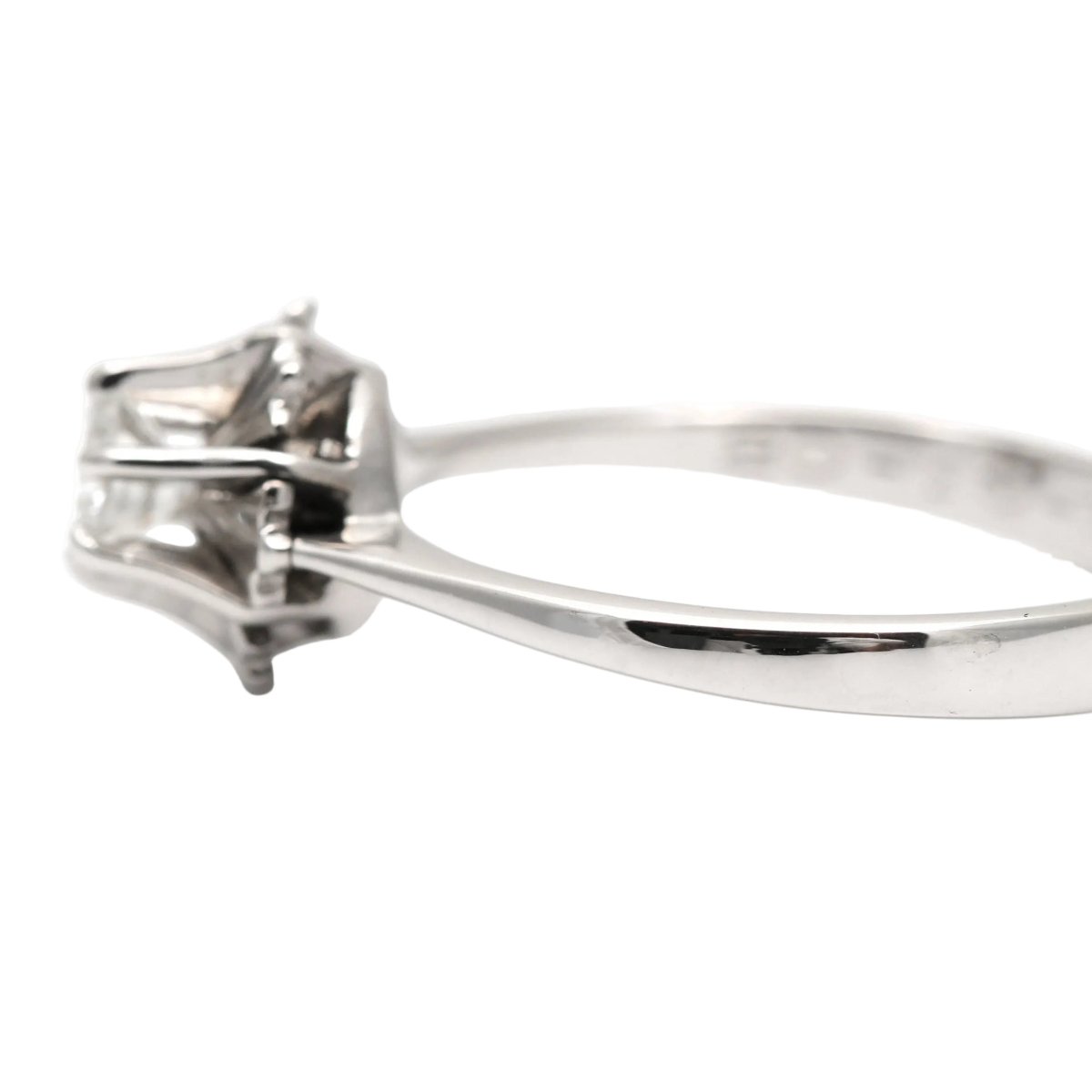 Bague Solitaire en or blanc et diamant - Castafiore