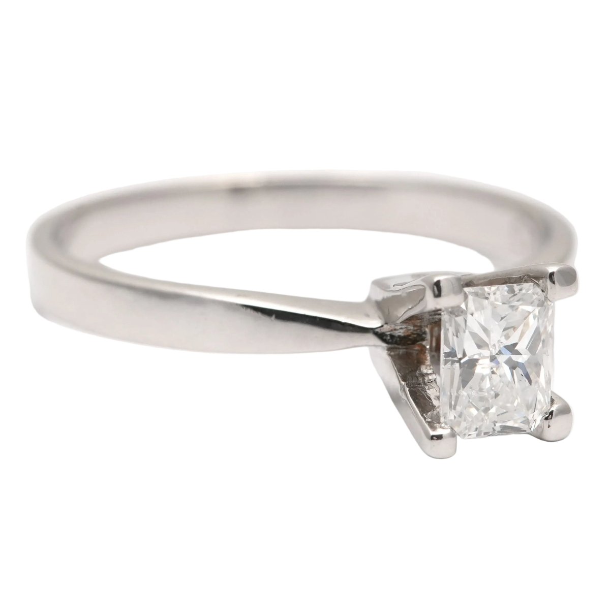 Bague Solitaire en or blanc et diamant - Castafiore