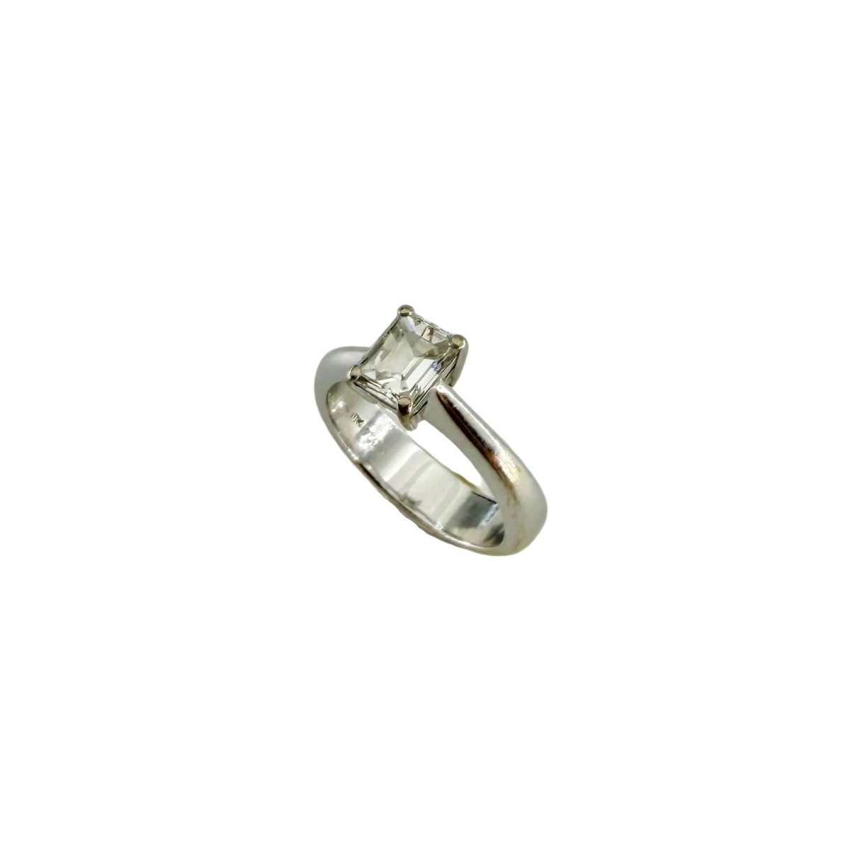 Bague Solitaire en or blanc et diamant - Castafiore