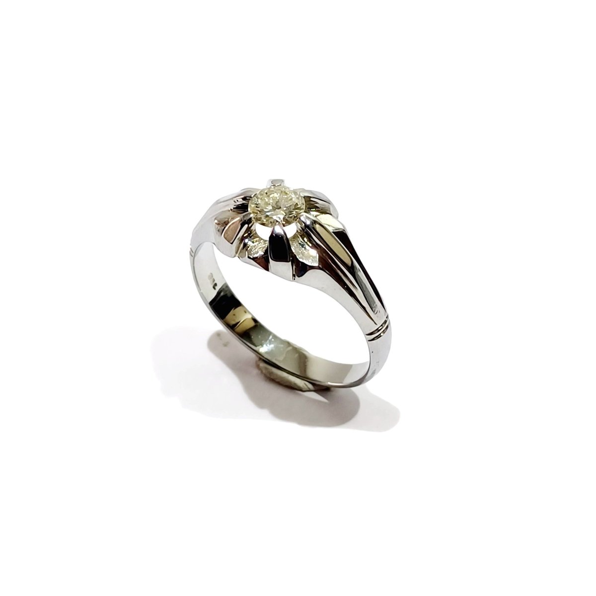 Bague Solitaire en or blanc et diamant - Castafiore