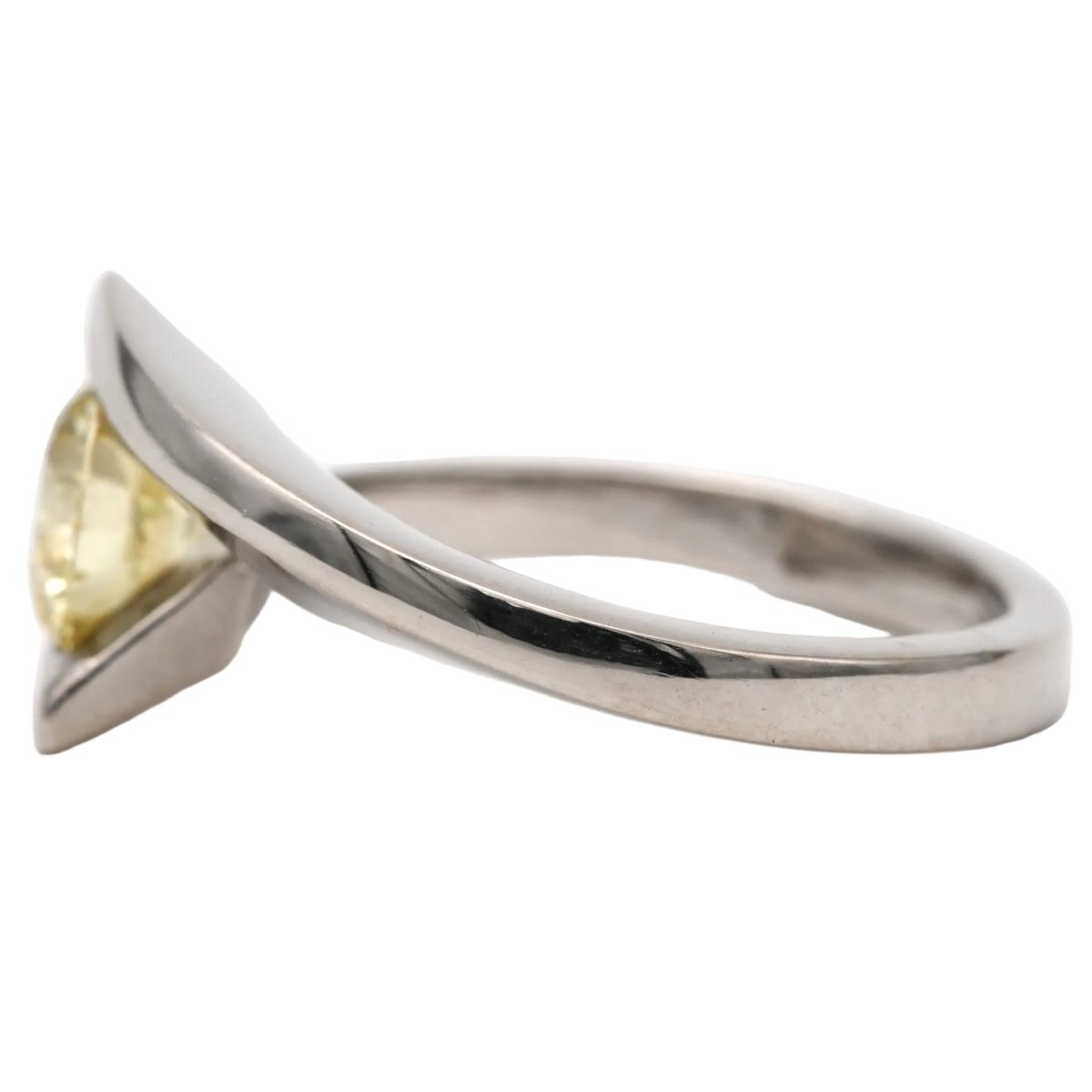 Ring Solitaire in white gold and diamond