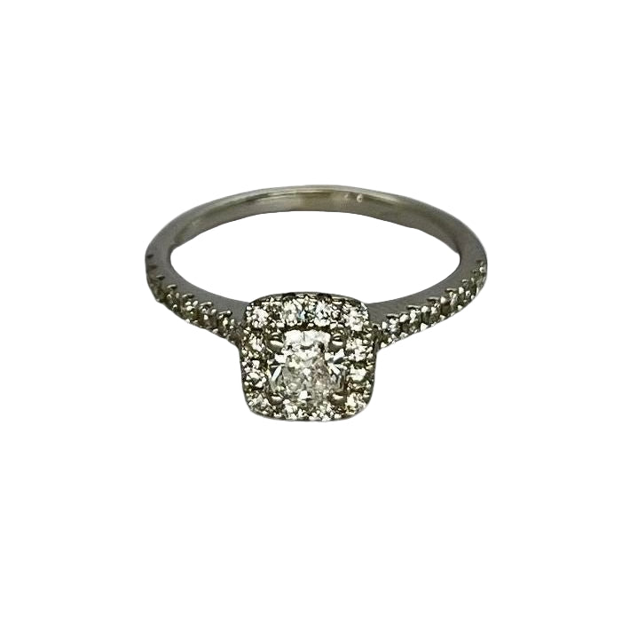 Bague Solitaire en or blanc et diamant coussin - Castafiore