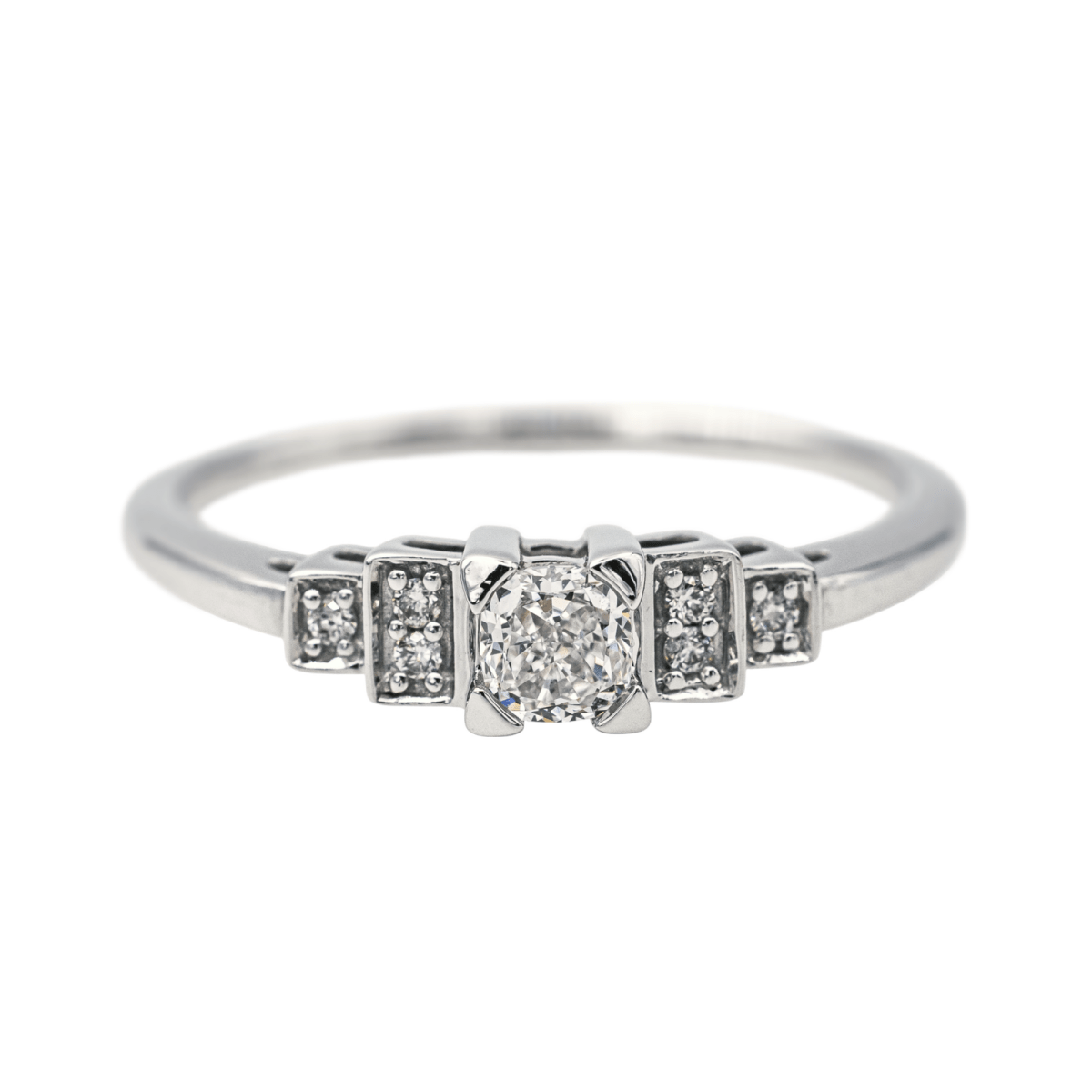 Bague Solitaire en or blanc et diamants - Castafiore