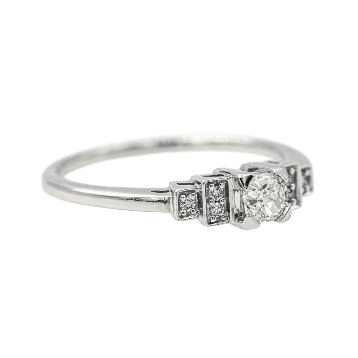 Bague Solitaire en or blanc et diamants - Castafiore