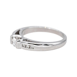Bague Solitaire en or blanc et diamants - Castafiore