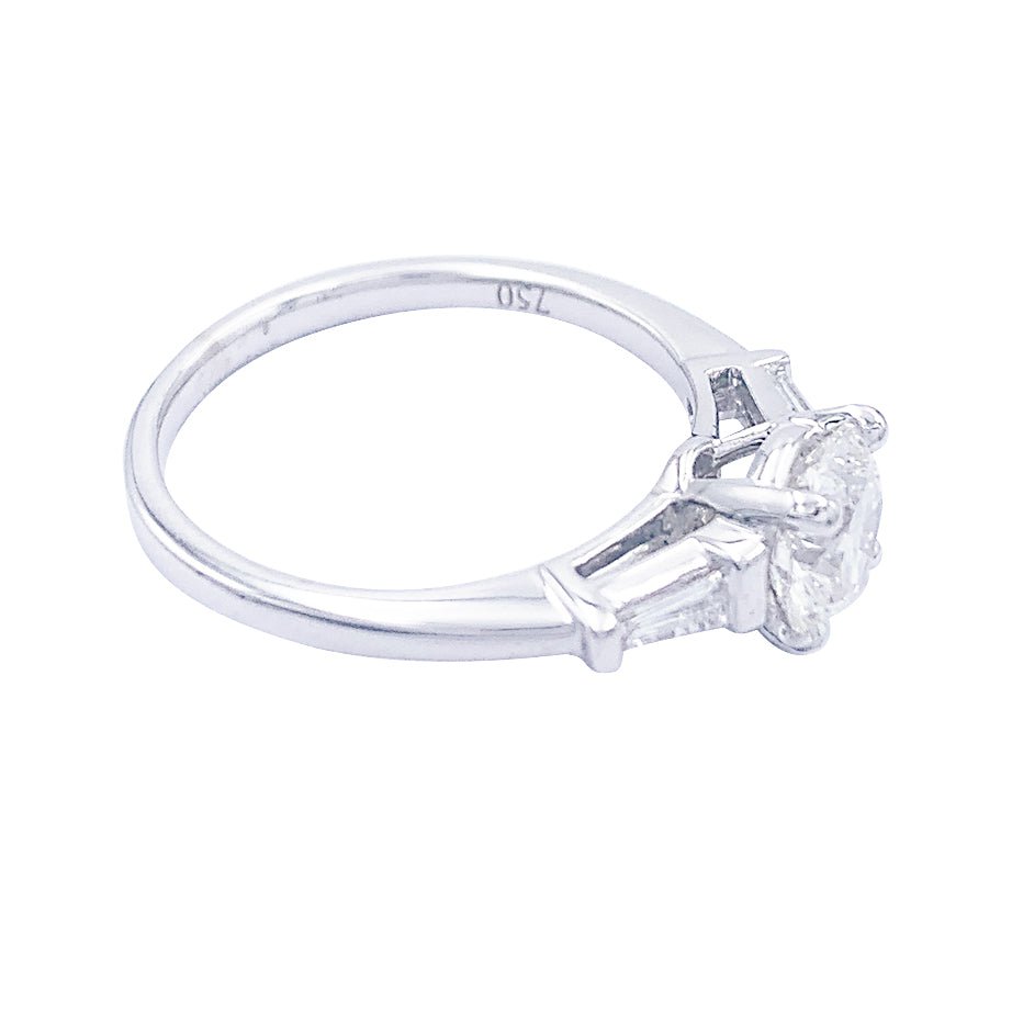 Bague Solitaire en or blanc et diamants - Castafiore