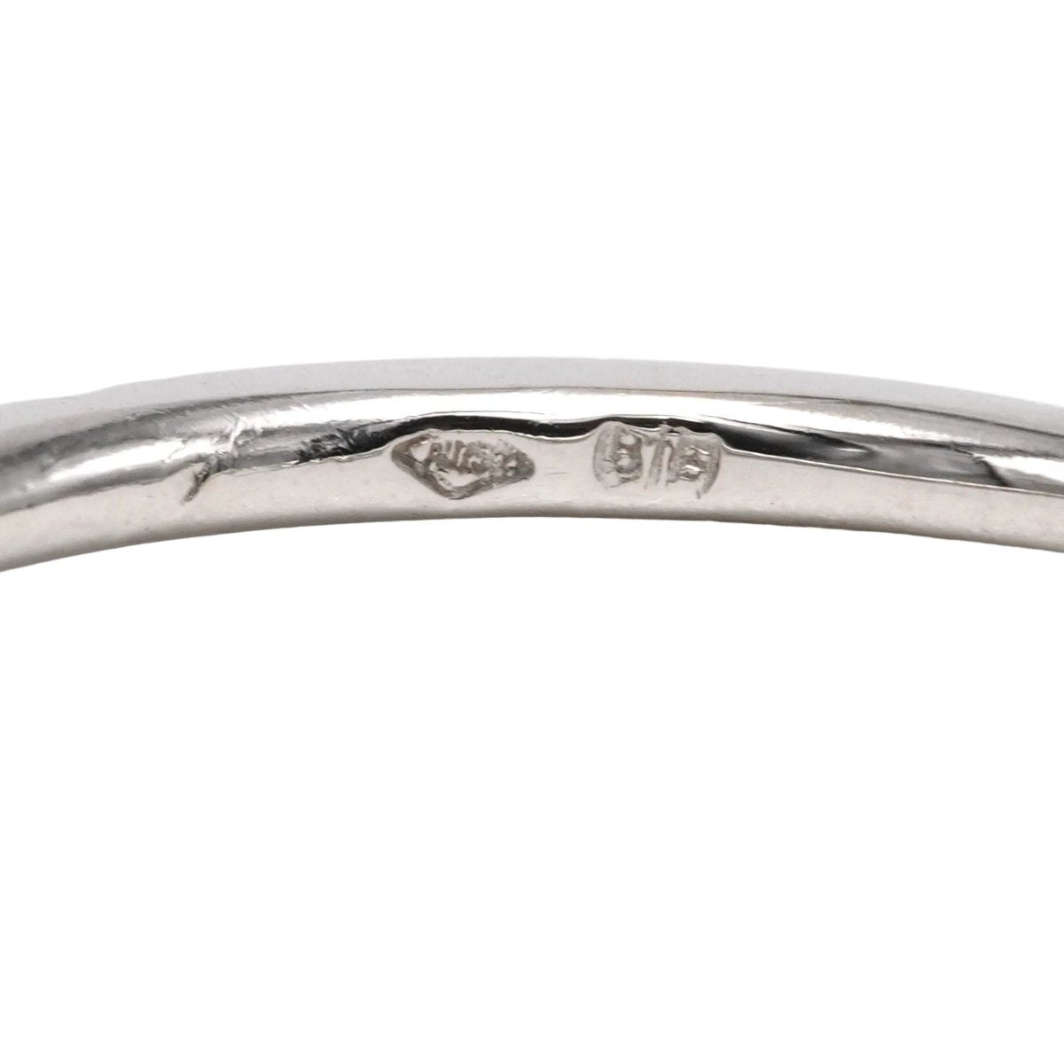 Bague Solitaire en or blanc et diamants - Castafiore