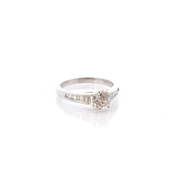 Bague Solitaire en or blanc et diamants - Castafiore