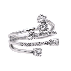Bague Solitaire en or blanc et diamants - Castafiore