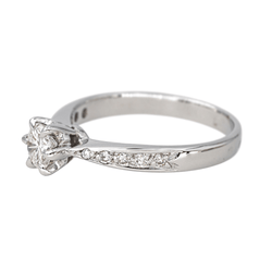Bague Solitaire en or blanc et diamants - Castafiore