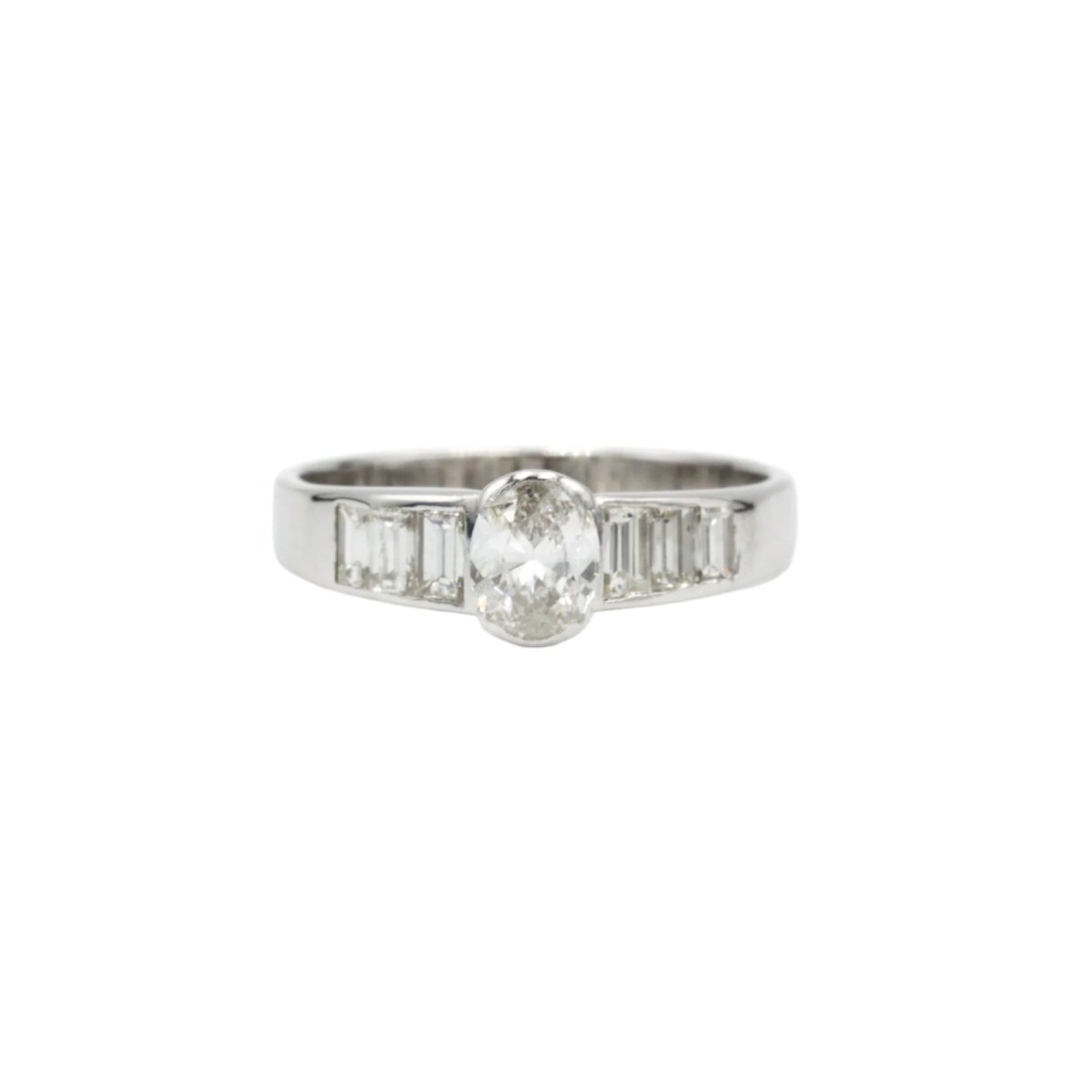 Bague Solitaire en or blanc et diamants - Castafiore
