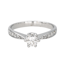 Bague Solitaire en or blanc et diamants - Castafiore