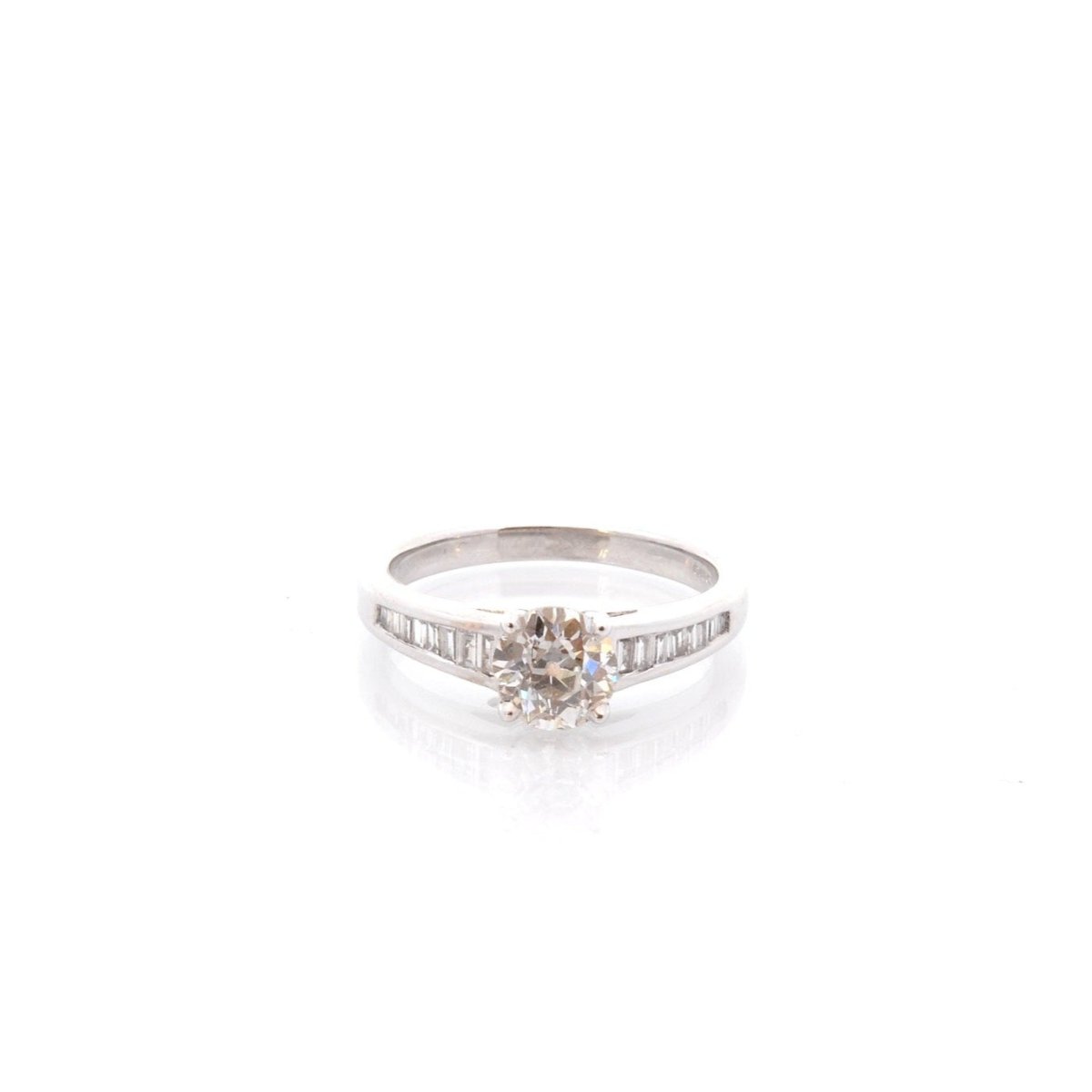 Bague Solitaire en or blanc et diamants - Castafiore