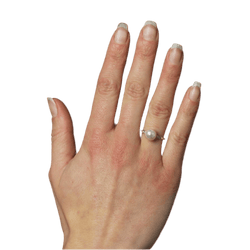 Bague Solitaire en or blanc, perle et diamants - Castafiore