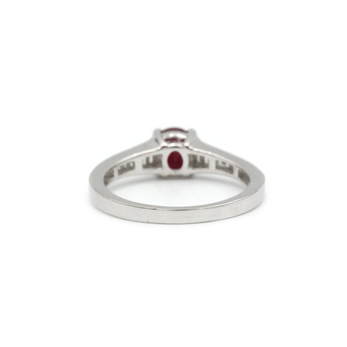 Bague Solitaire en or blanc, rubis et diamants - Castafiore