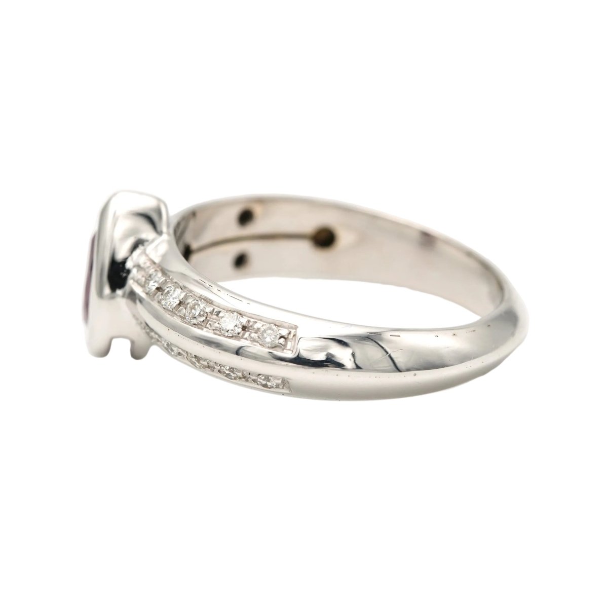 Bague Solitaire en or blanc, rubis et diamants - Castafiore