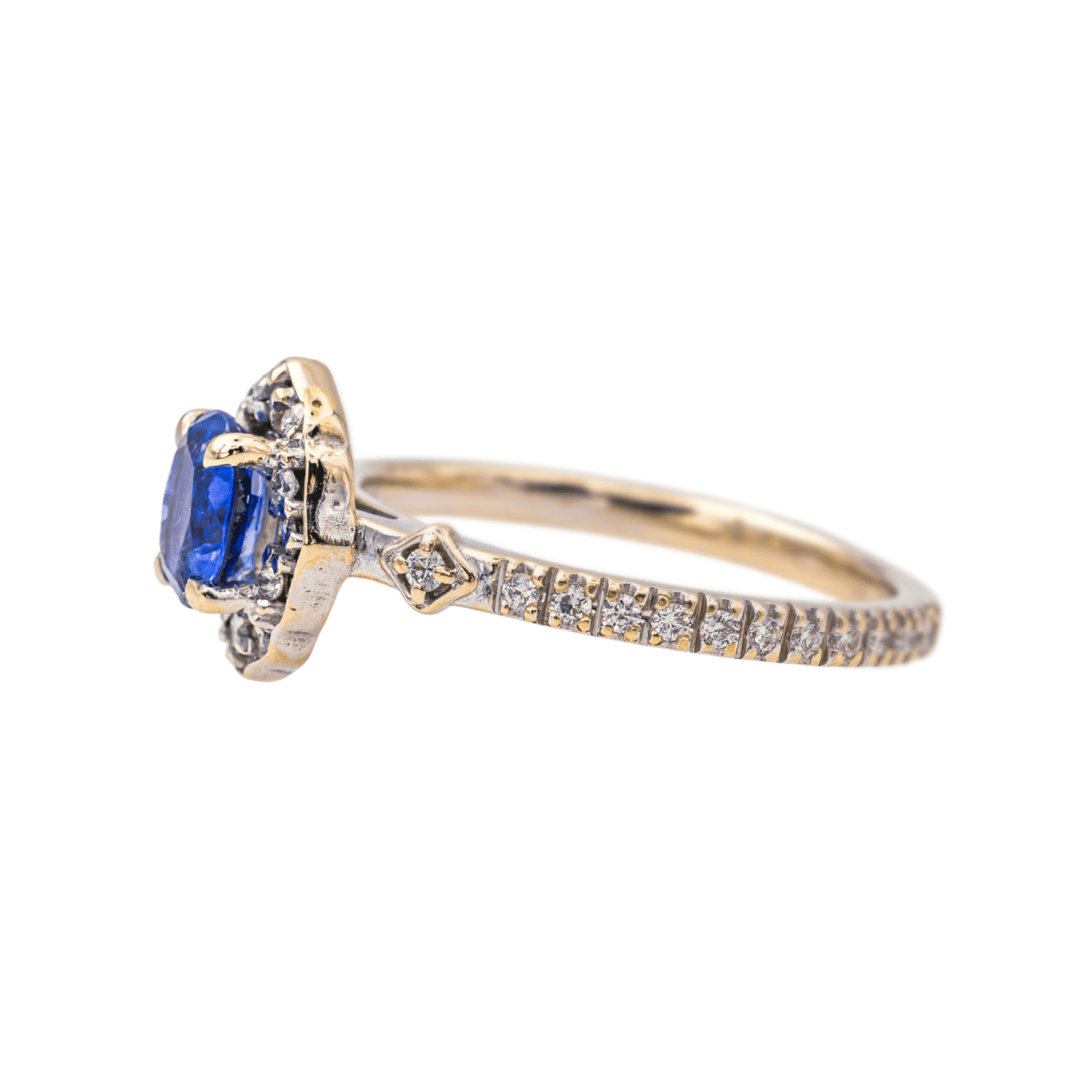 Bague Solitaire en or blanc, saphir et diamants - Castafiore