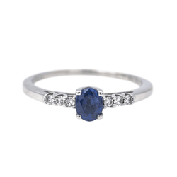 Bague Solitaire en or blanc, saphir et diamants - Castafiore