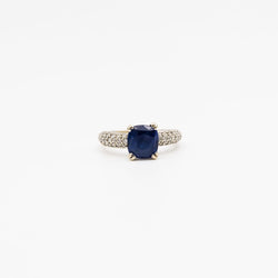 Bague Solitaire en or blanc, saphir et diamants - Castafiore