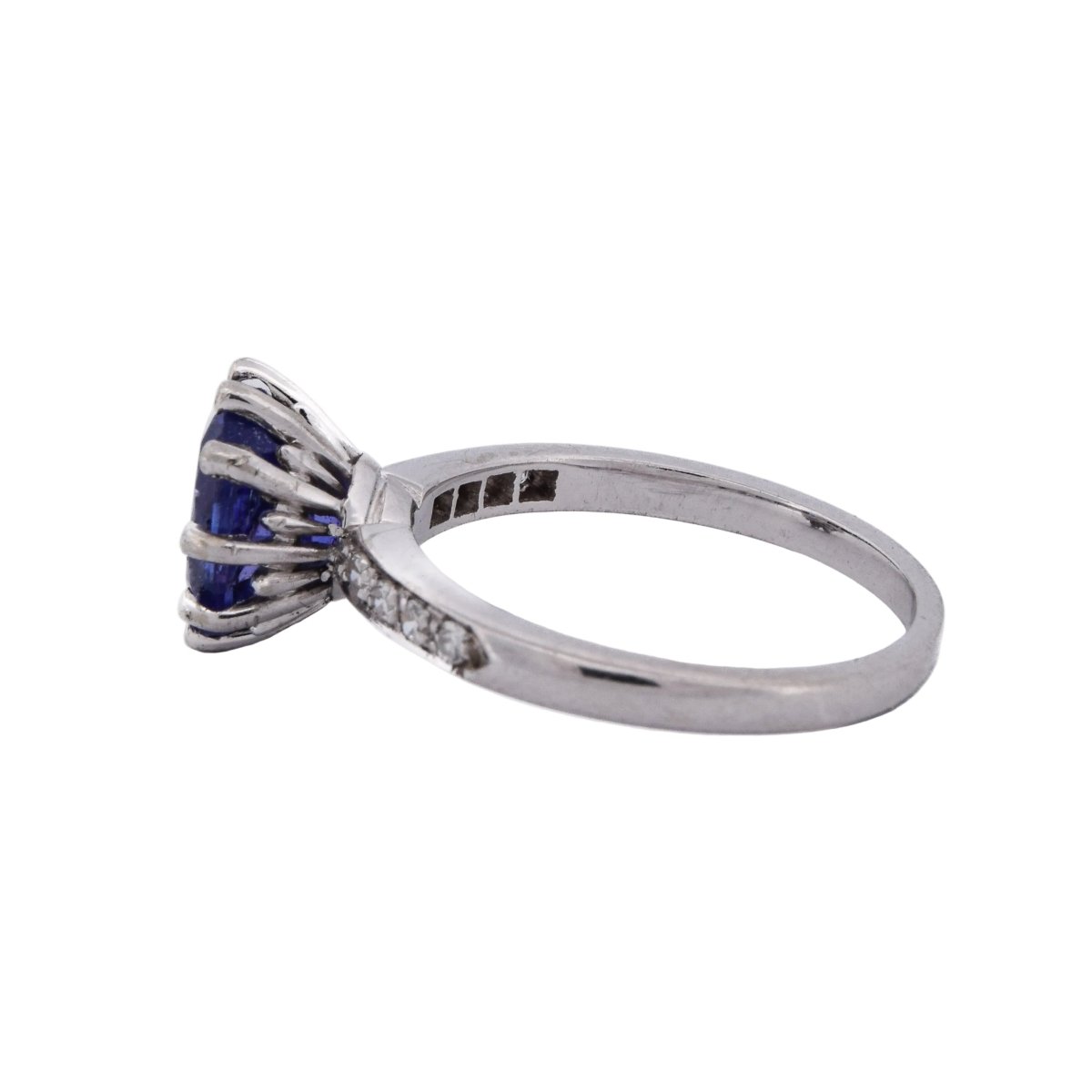 Bague Solitaire en or blanc, tanzanite et diamants - Castafiore