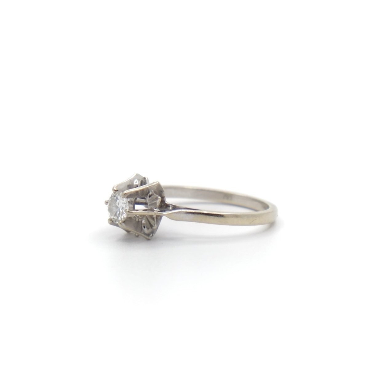 Bague solitaire en or gris et diamant - Castafiore
