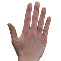 Bague Solitaire en or jaune, émail et diamant - Castafiore