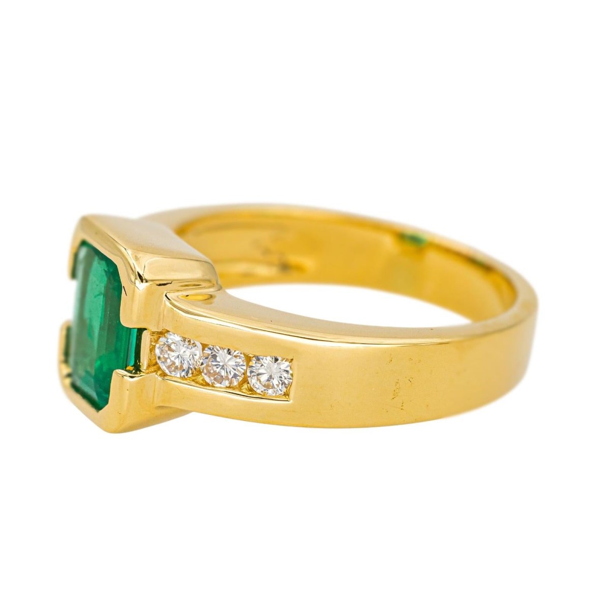 Bague Solitaire en or jaune, émeraude et diamants - Castafiore